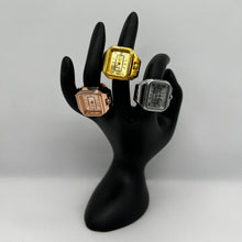 Load image into Gallery viewer, &quot;mini Quartz&quot; Watch Ring
